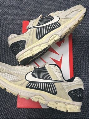 Nike Zoom Vomero 5 Alabaster Black Cream & Black Running Shoes with White Swoosh